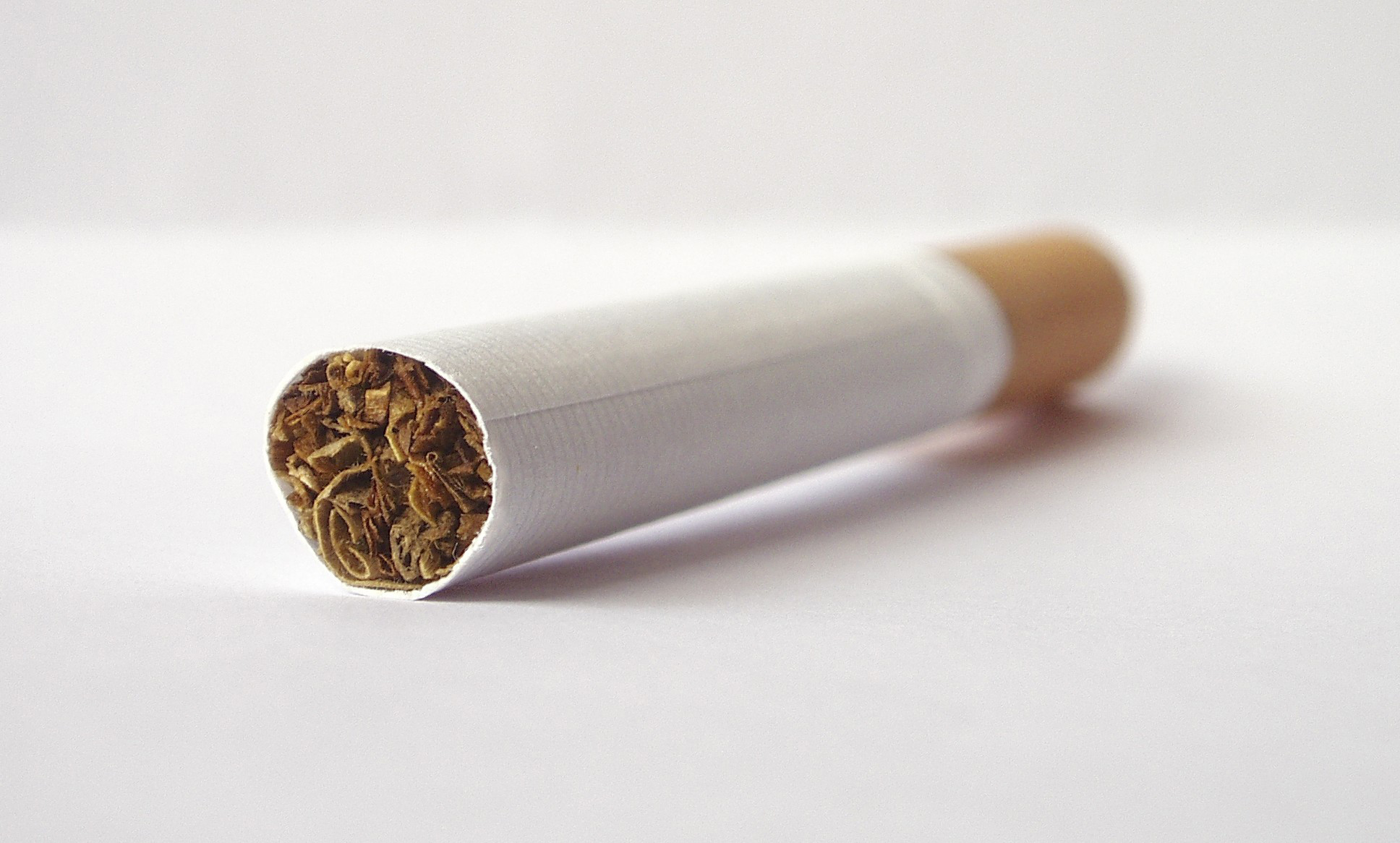 Preço do tabaco sobe sem lei estar em vigor. DSE investiga