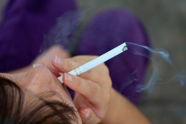 Saúde | Inspecções surpresa em escolas para combater tabagismo juvenil