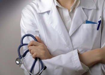 Médica macaense inexplicavelmente recusada pelos Serviços de Saúde. Chumbo está em tribunal