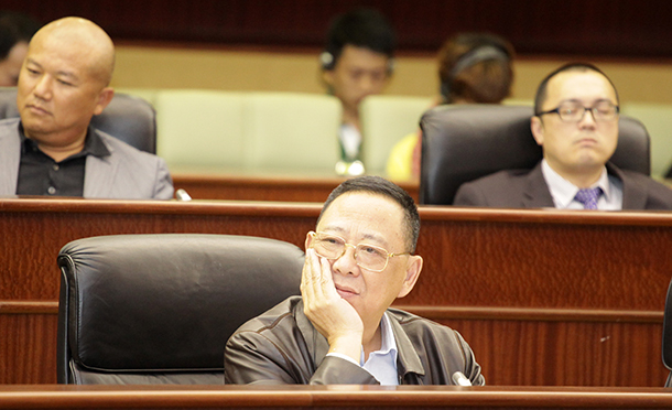 Lei Sindical chumbada. Fong Chi Keong diz não ser necessário cumprir acordos