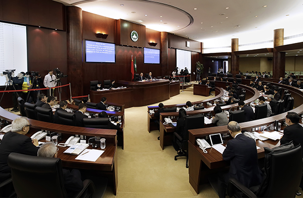 Saídas de deputados obrigam a mudanças na Mesa da Assembleia Legislativa
