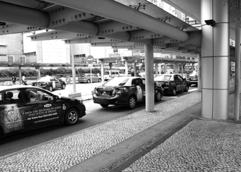 Táxis | Adiamento na revisão de Regime não causa surpresa, mas problema “tem de ser resolvido”