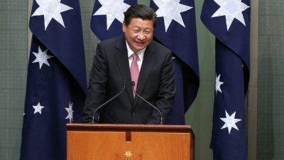 Xi-Laughing-at-Podium