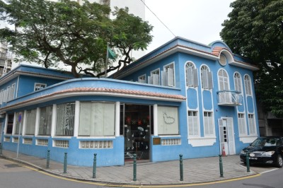 A sede do IAS, conhecida como Casa Azul 