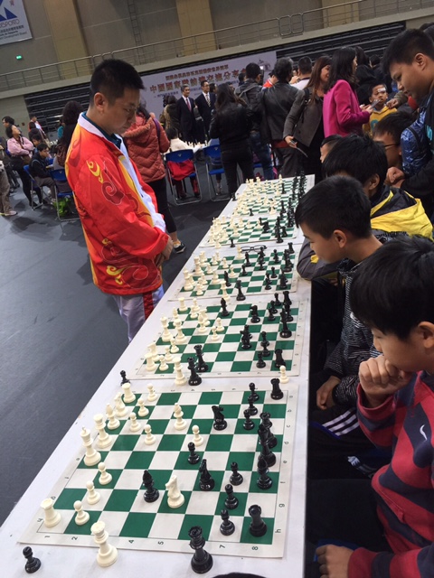 Alexander Alekhine – Escola De Xadrez