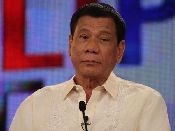 Duterte admite candidatar-se à vice-presidência das Filipinas