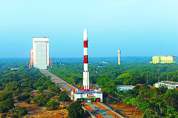Índia lança 20 satélites numa única missão     