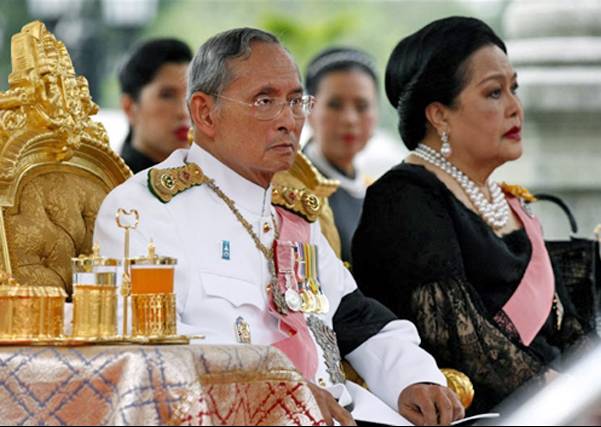 Tailândia | Morte do rei gera futuro incerto no país