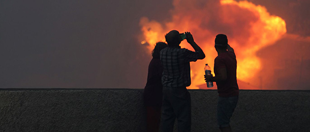 Incêndios | Já há cinco vítimas mortais dos fogos que fustigam o país Portugal a arder