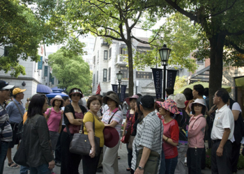 Mais 20 turistas chineses colocados na “lista negra” por comportamento impróprio