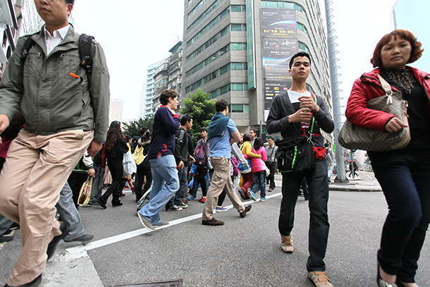 Macau perde mais de quatro mil trabalhadores do exterior