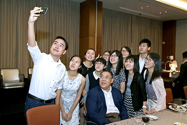Turismo e finanças na agenda de Macau e Shenzhen