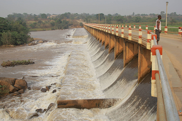 Angola | Chineses arrancam com reabilitação de barragem