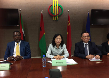 Fórum Macau: Cartões não chega