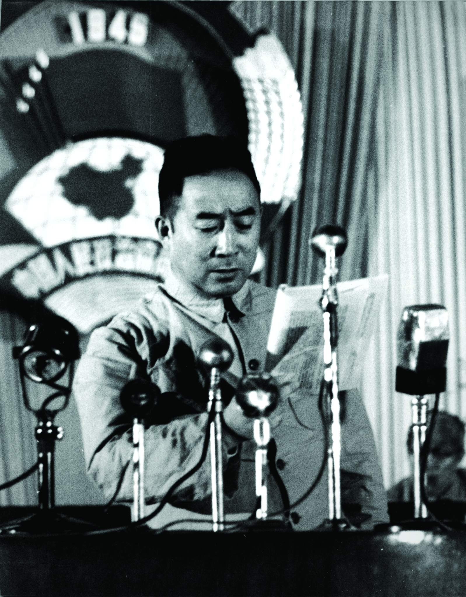 Líder chinês Bo Yibo morreu há dez anos