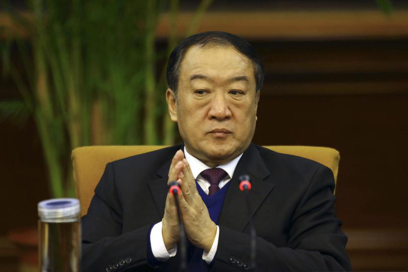Antigo alto quadro do PC chinês condenado a prisão perpétua