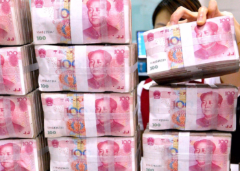 Pequim recorre ao crédito para impulsionar economia