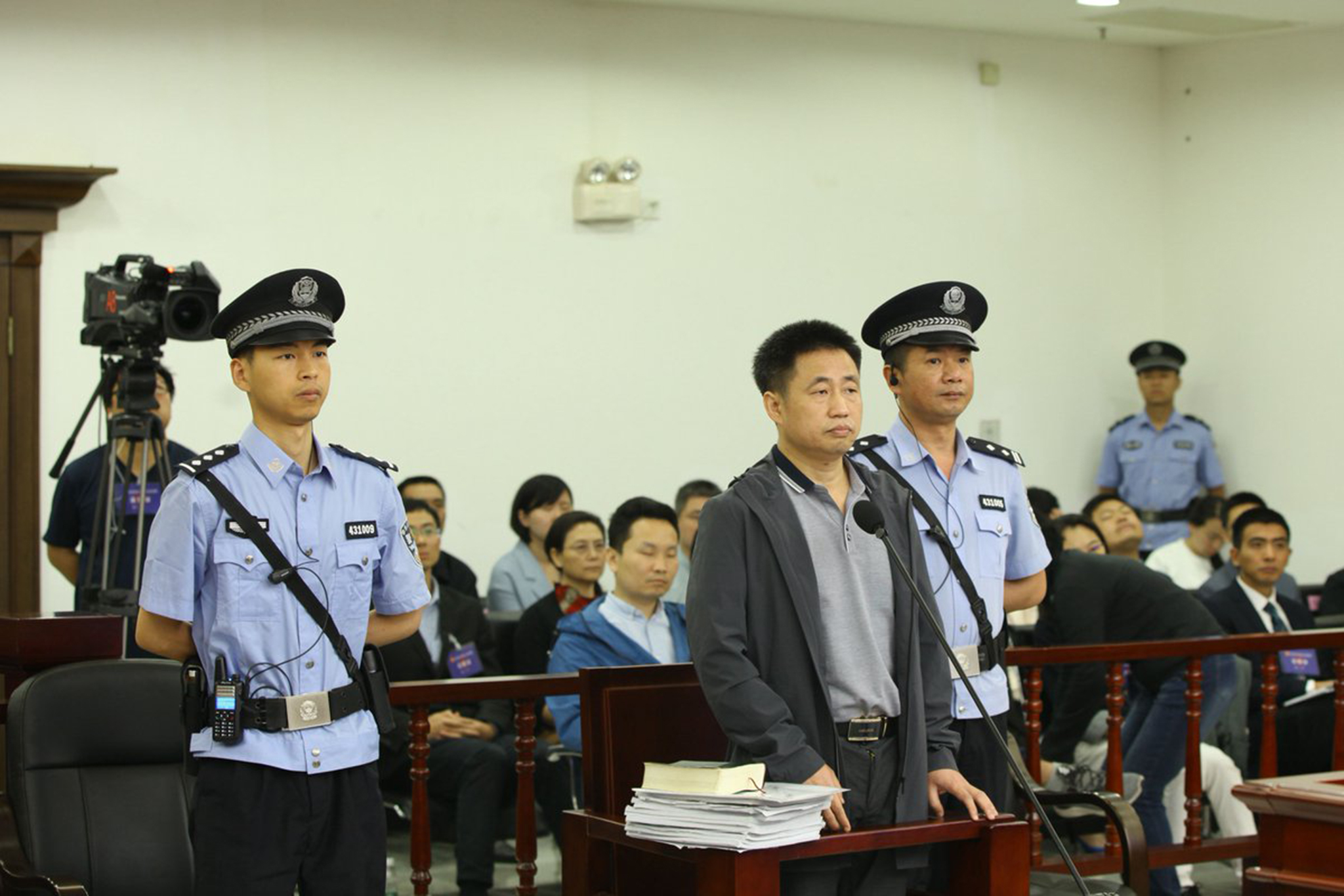 Mulher de Xie Yang diz que julgamento do marido foi uma farsa