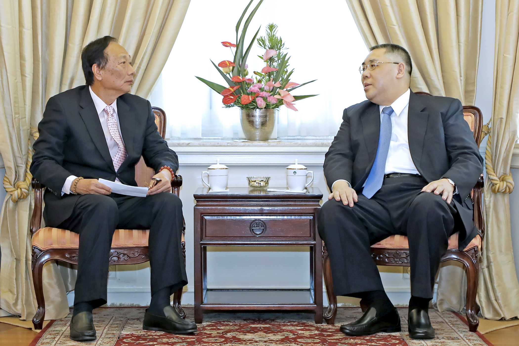 Chui Sai On reuniu com presidente da Foxconn