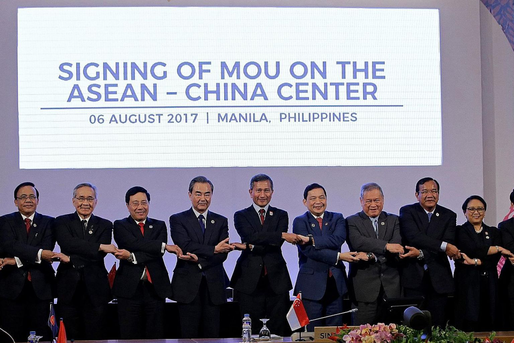 China e ASEAN concordam em aumentar parcerias