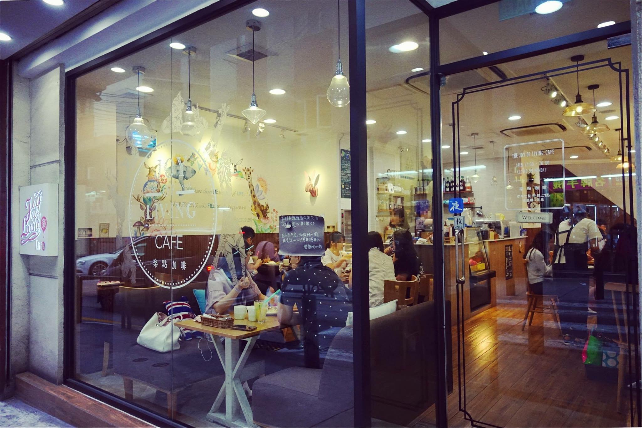 Joy of Living Cafe | Lai Meng Hoi, proprietária