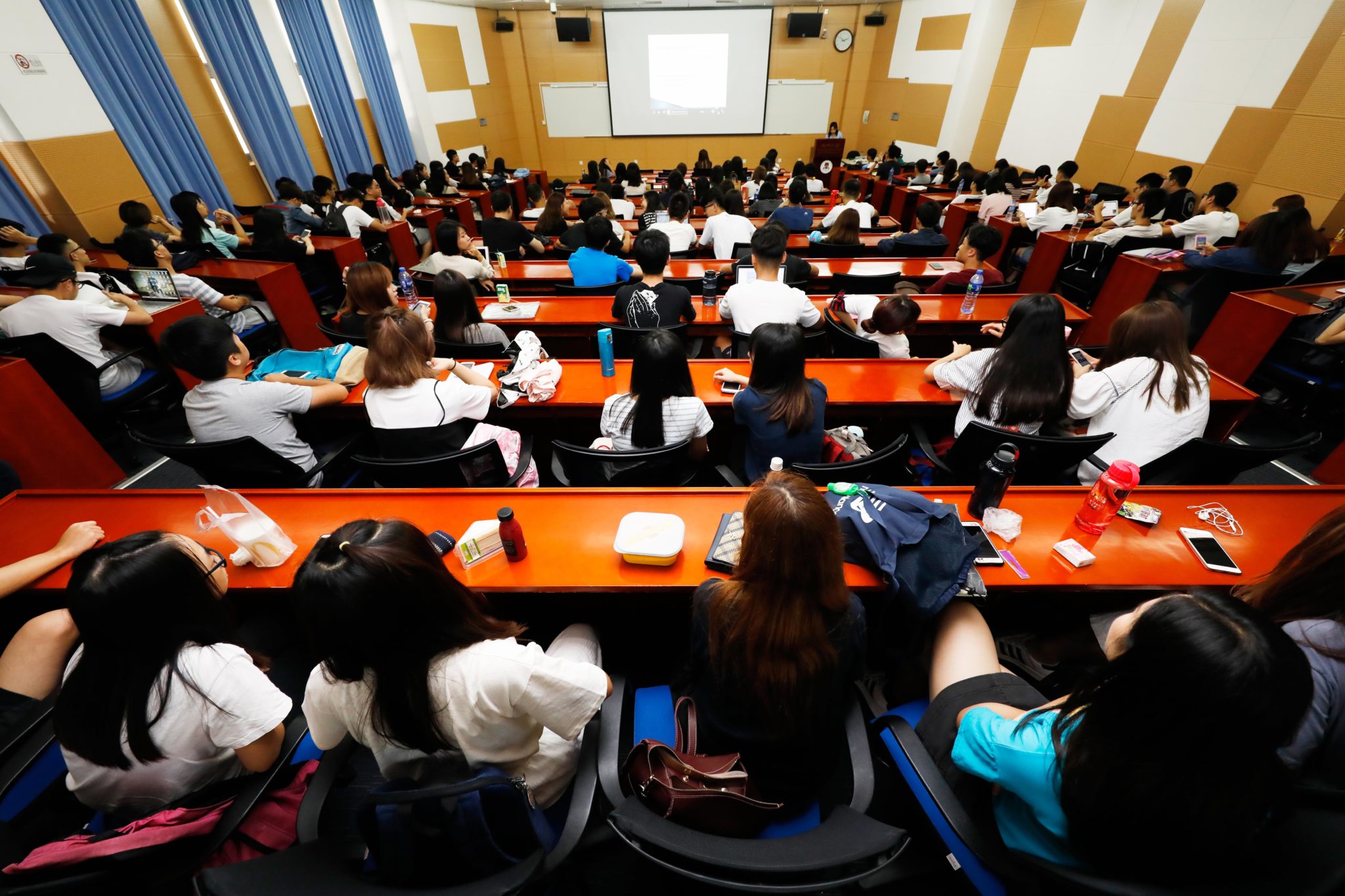 Universidade de elite na China inclui português como disciplina opcional