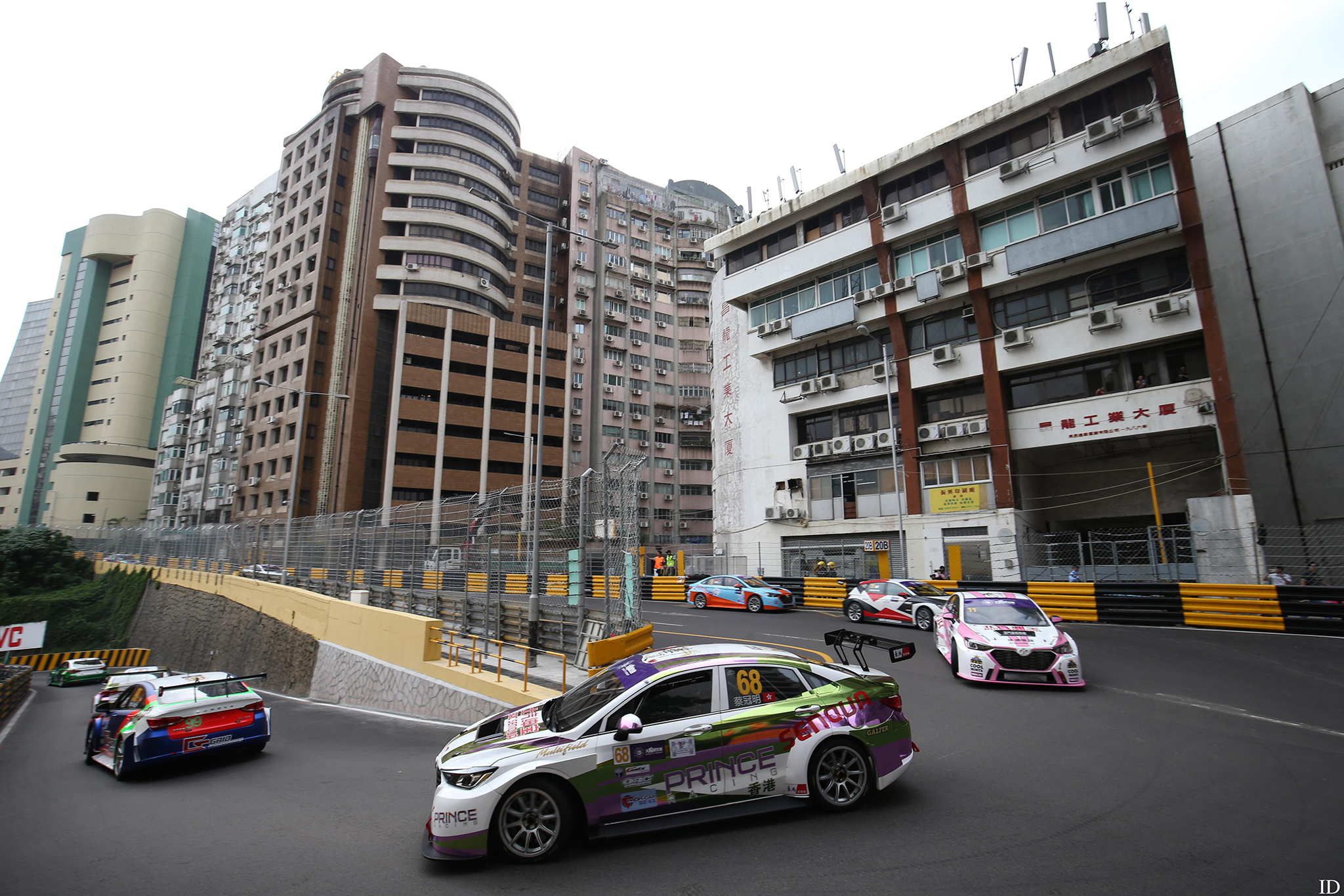 Suncity dominou Corrida da Taça de Macau de Carros de Turismo