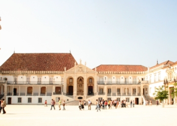 Protocolo | Universidade de Coimbra mais ligada à Câmara de Comércio Luso-Chinesa