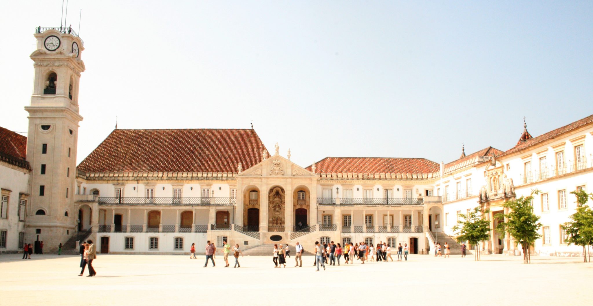 Protocolo | Universidade de Coimbra mais ligada à Câmara de Comércio Luso-Chinesa