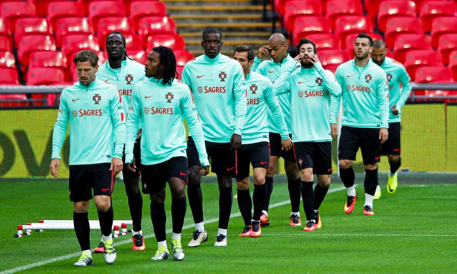 Selecção portuguesa, sem Cristiano Ronaldo, concentra-se em Cascais