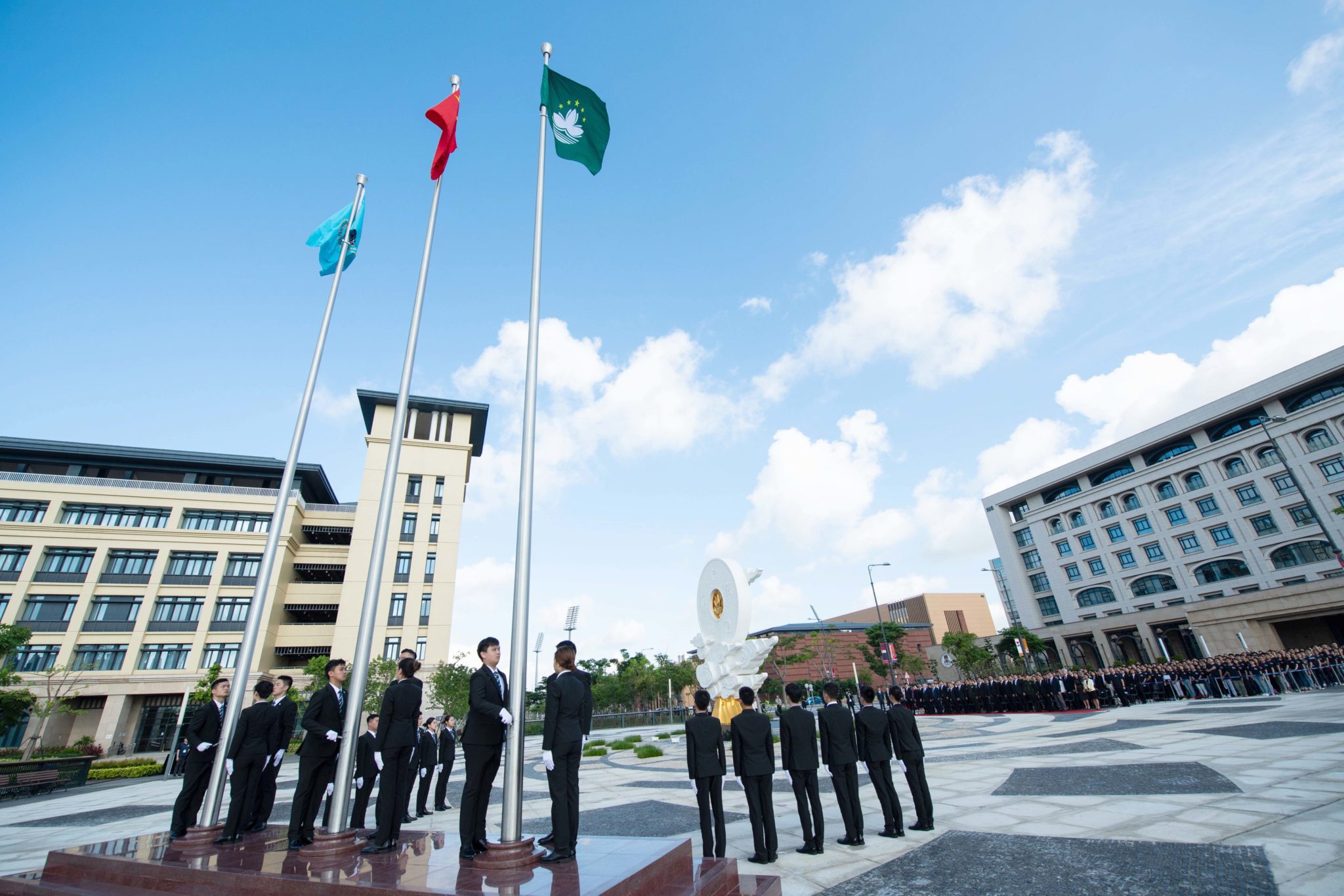 Patriotismo | Universidade de Macau realiza cerimónia do içar da bandeira