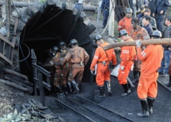 China | Resgatados 23 mineiros após explosão que fez 11 mortos