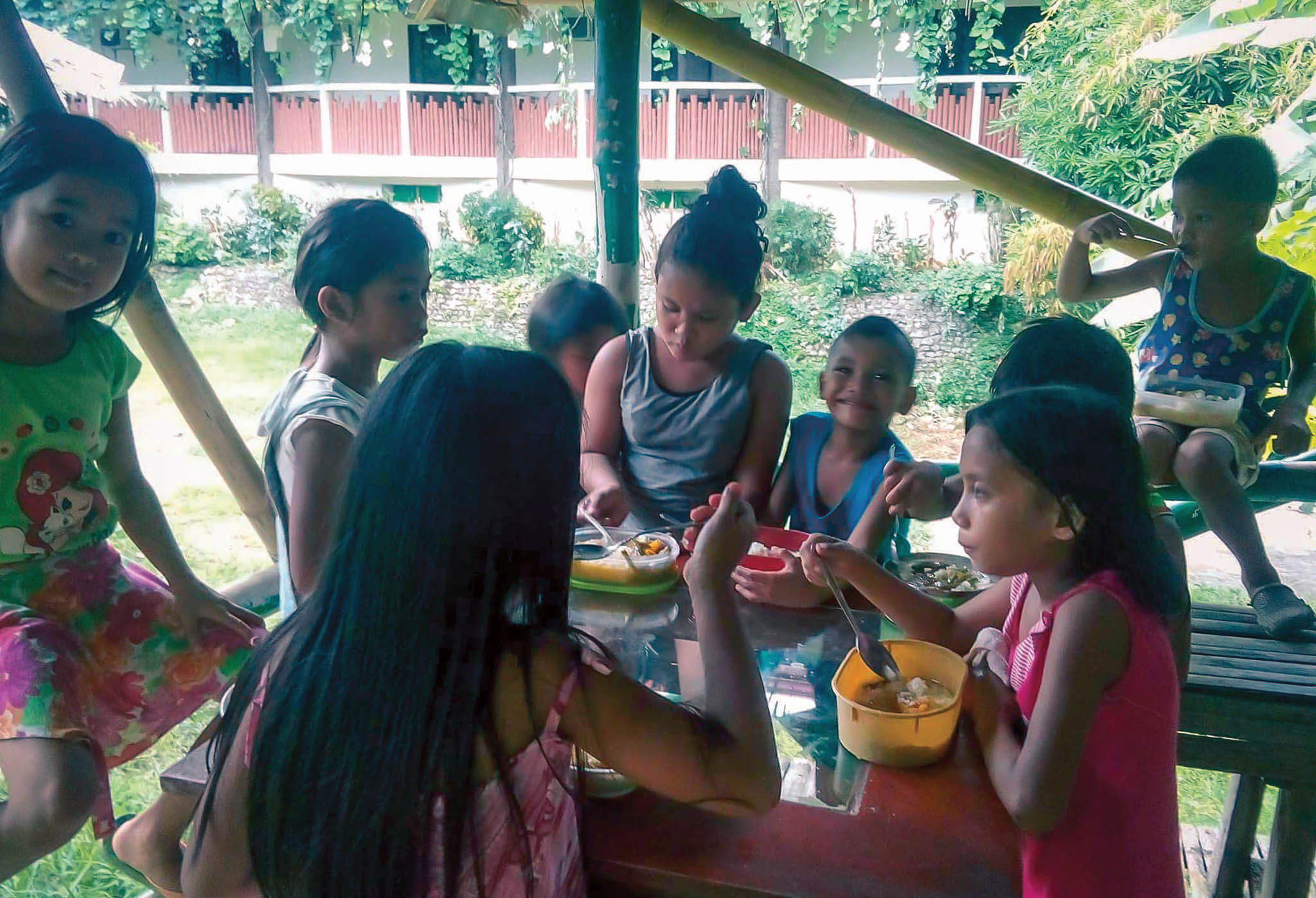Boracay | Fecho da ilha ao turismo está a provocar uma crise humanitária