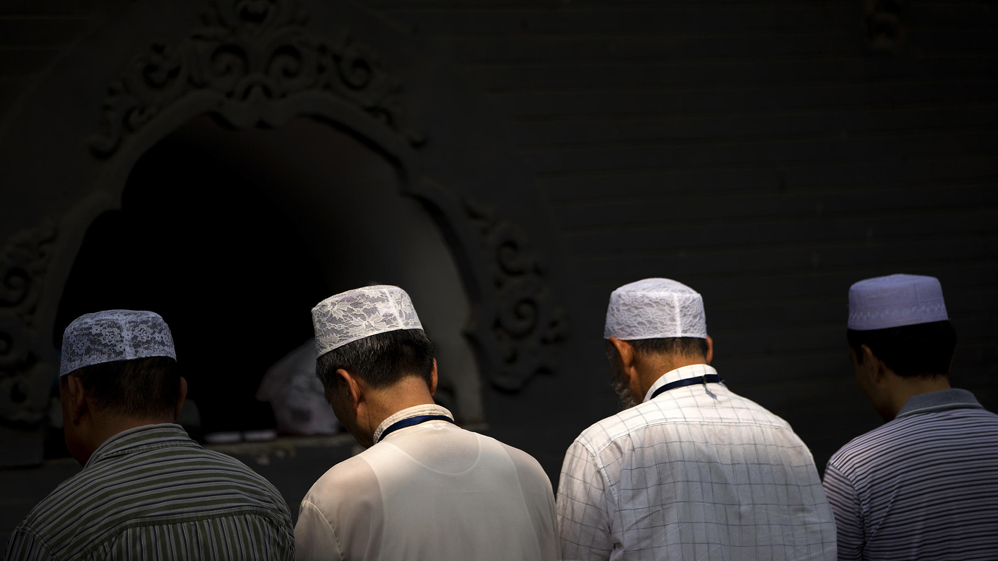 Weizhou | Governo adia demolição de mesquita depois de manifestações