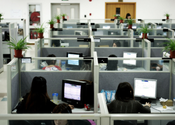 Guerra Comercial | PCC alerta para fuga de cérebros no Ministério do Comércio