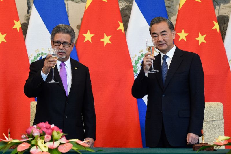 Diplomacia | China e El Salvador estreitam relações e deixam Taiwan à margem