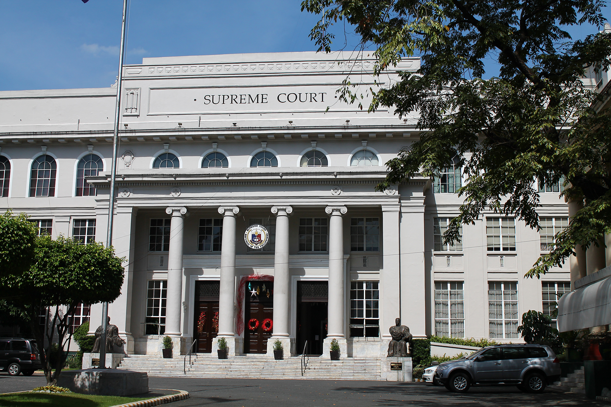Filipinas | Senadores no Supremo Tribunal tentam travar saída do TPI