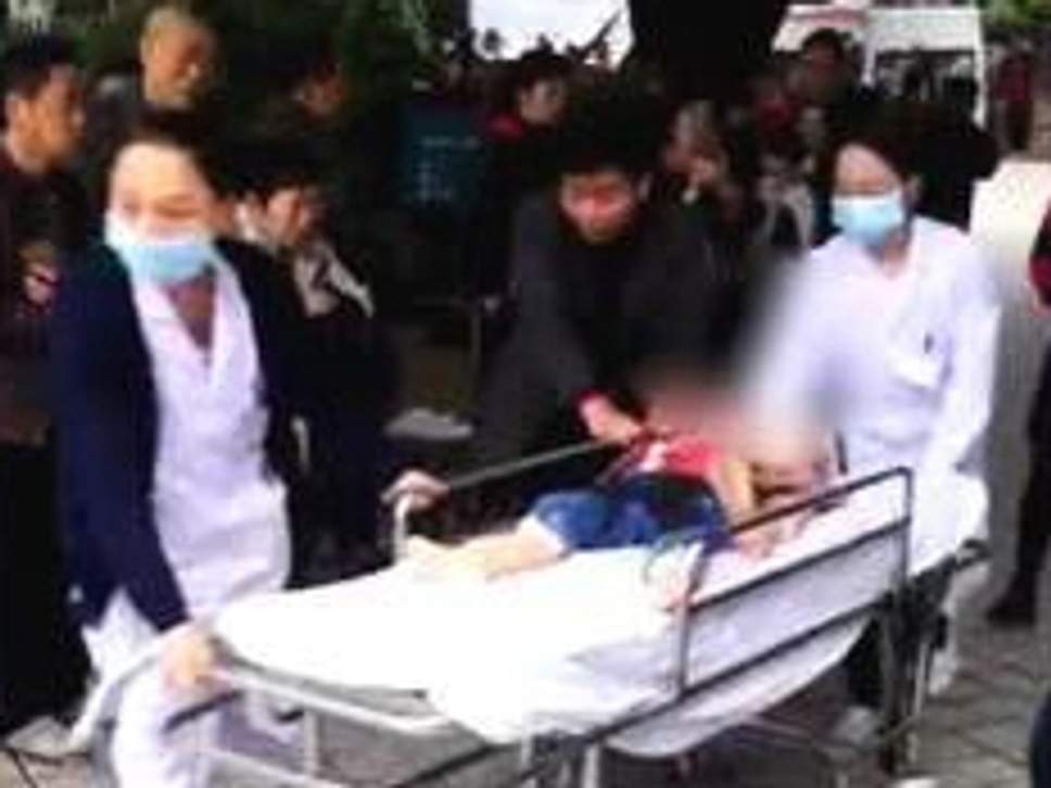 Ataque com faca em jardim de infância na China deixa 14 crianças feridas