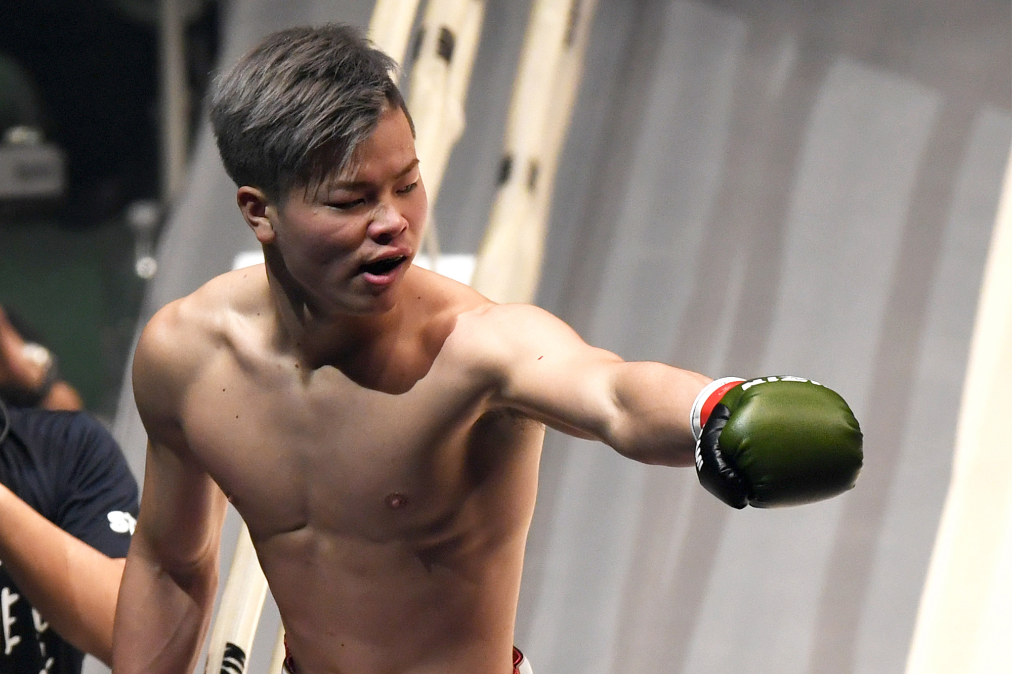 Pugilista Floyd Mayweather enfrenta Tenshin Nasukawa em 31 de Dezembro