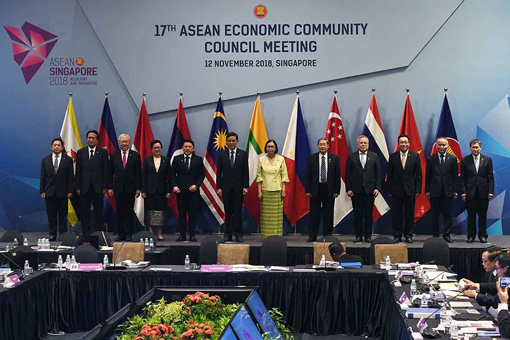 ASEAN | Membros assinam acordo para facilitar comércio electrónico