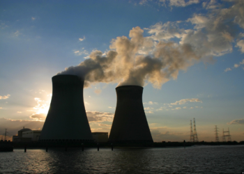 Reactor nuclear na China atinge temperatura sete vezes superior à do Sol