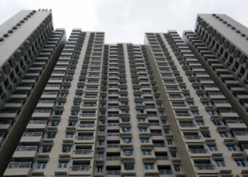 Edifício Ip Heng | Moradores denunciam queda de azulejos desde 2013