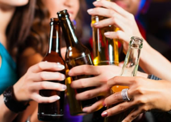 Saúde | Governo propõe idade mínima de 18 anos para comprar álcool