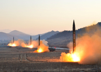 Coreia do Norte | Seul atenta a actividade em base de mísseis