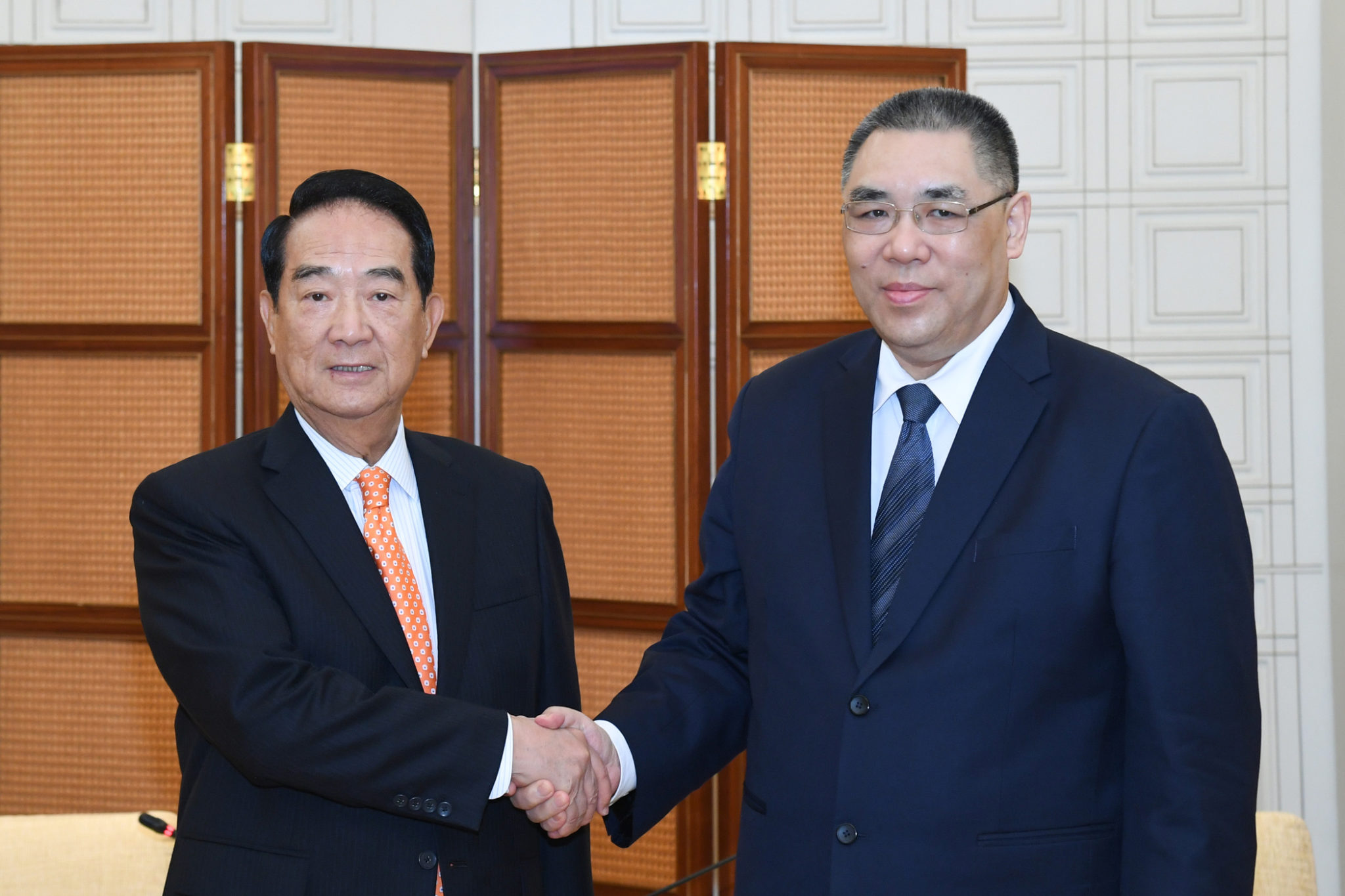 Cooperação | Chui Sai On reuniu com líder de partido de Taiwan