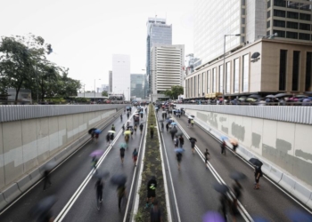 Hong Kong | Moisés ou como usar a religião