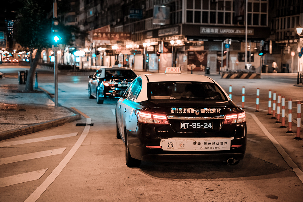 Covid-19 | Novo caso positivo relacionado com taxista