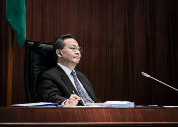 AL nega acusações de José Pereira Coutinho de censura