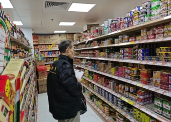 Wuhan | Governo assegura abastecimento estável de mercadorias nos supermercados