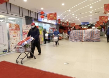 Wuhan | Da selva cambojana à hermética Coreia do Norte, efeitos sentem-se em toda a Ásia